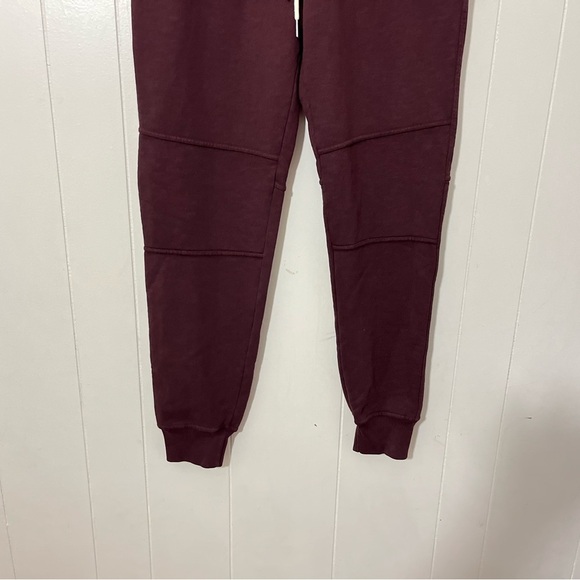 Joes Jeans Joggers Mens  Burgundy Size L NWT - Picture 2 of 12